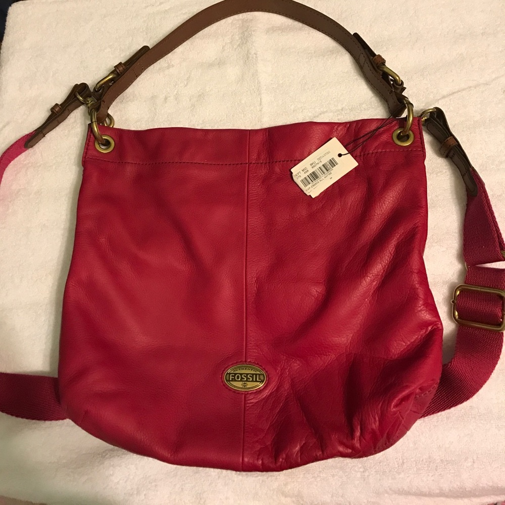 BRAND NEW Leather Fossil purse
