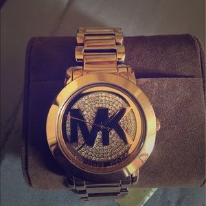Mk watch