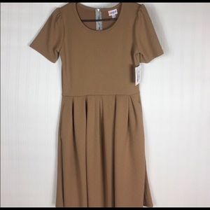 Medium BNWT LulaRoe Amelia- Make offer!