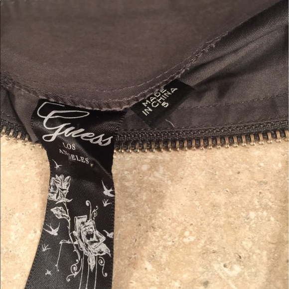 Guess Cap Sleeves Gray Dress With Pockets - Picture 3 of 4