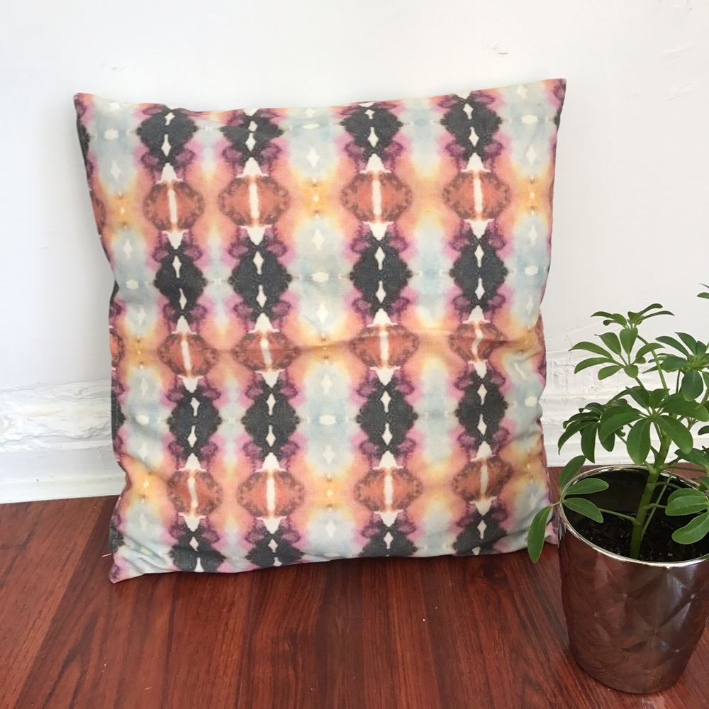 Accent Pillow Case + Pillow Insert