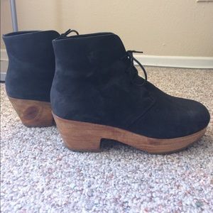 Ecote leather black booties with wooden platform