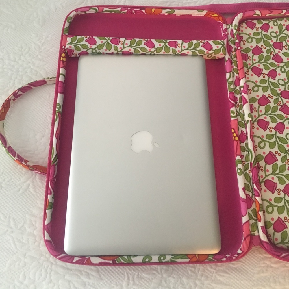 👛Vera Bradley Laptop Case👛