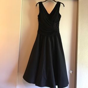 Jessica Howard black party dress