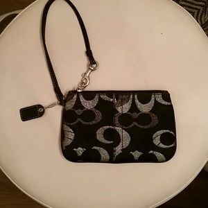 Coach Wristlet PERFECT CONDITION!