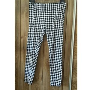 Houndstooth Printed Leggings