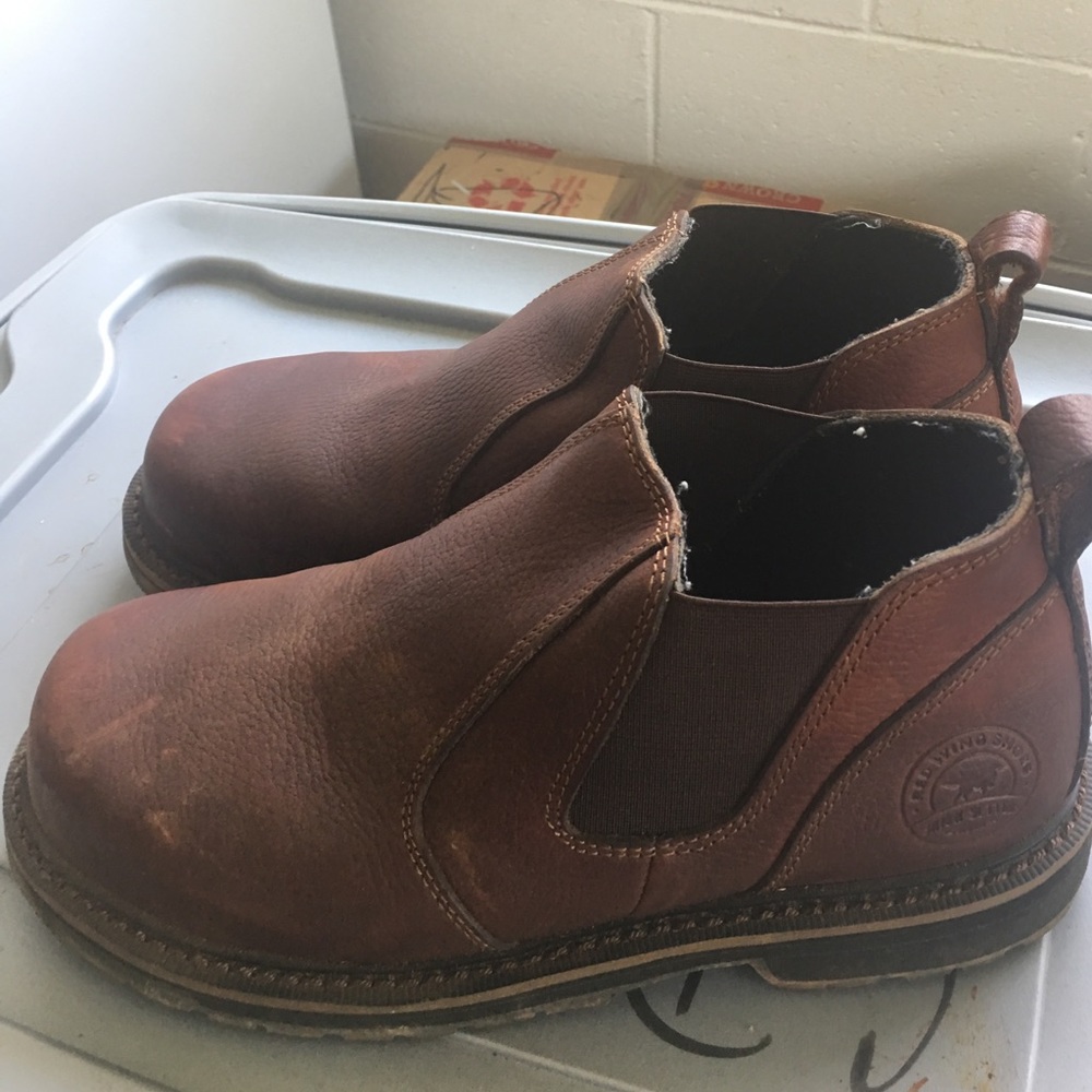MENS Red Wing Steel Toe leather Shoes