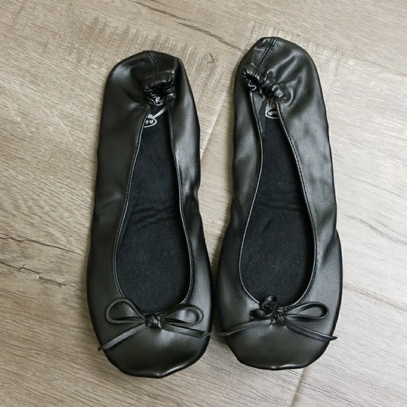 dr scholl's fast flats near me