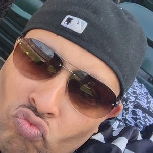 Meet your Posher, Jason