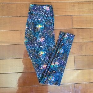 Lularoe OS NWT butter leggings. Multicolored