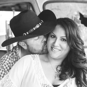 Meet your Posher, Melodie-brad