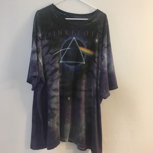 Pink Floyd Band Tee!