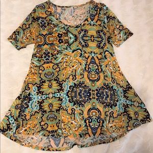 LuLaRoe Perfect T
