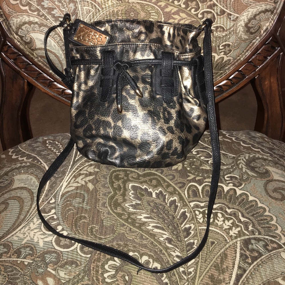 Cross body handbag