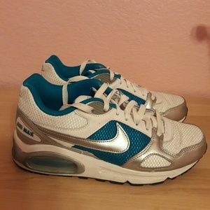 Nike AirMax Sneakers