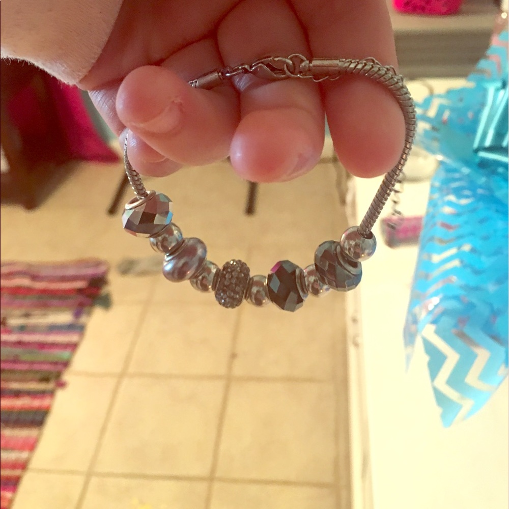 Pandora charm bracelet !
