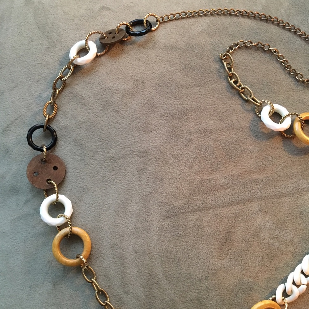 Gold, White, Black and Tan long chain necklace! - Picture 4 of 4