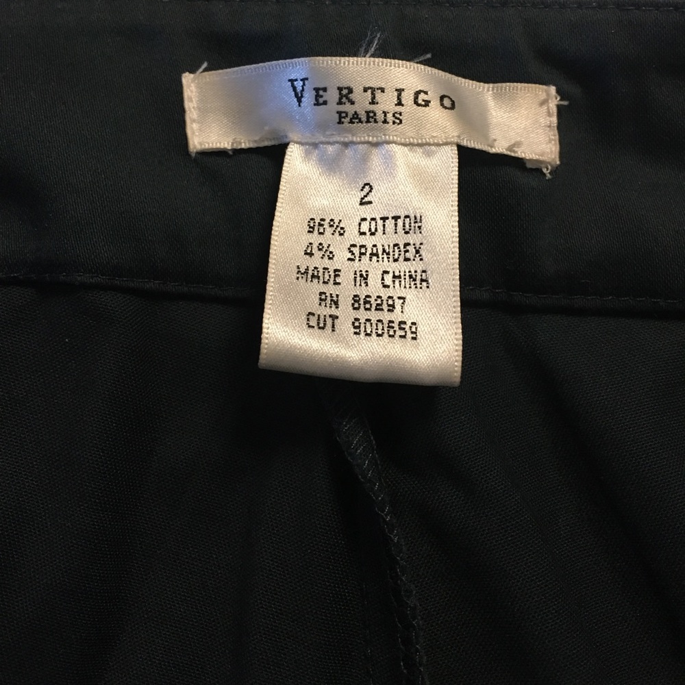 Vertigo sz 2 dark blue Capri slacks
