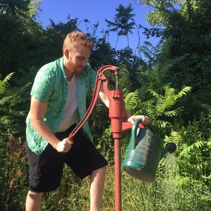 Meet your Posher, Travis