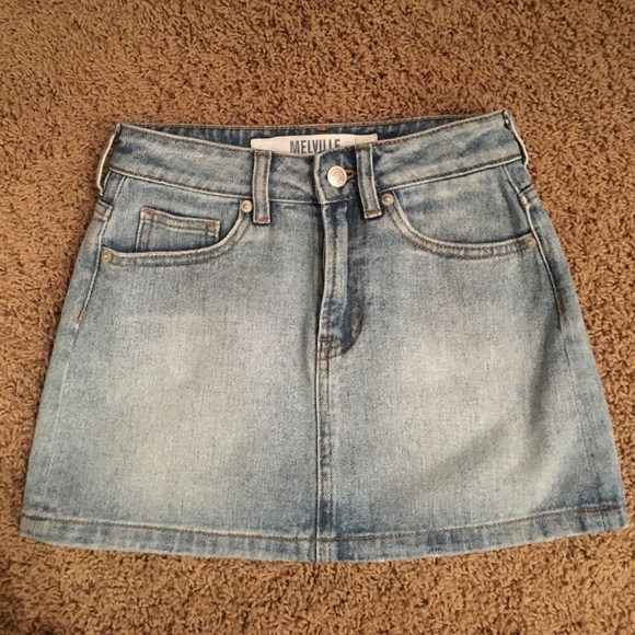 Brandy Melville Dresses & Skirts - Brandy Melville denim skirt