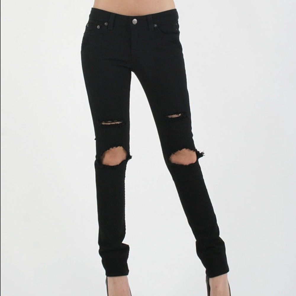 JET by John Eshaya Black Thrashed Skinny Jean sz 2