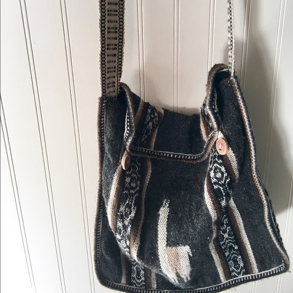 Corssbody bag handmade in Peru - Picture 2 of 4