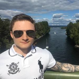 Meet your Posher, Daniel