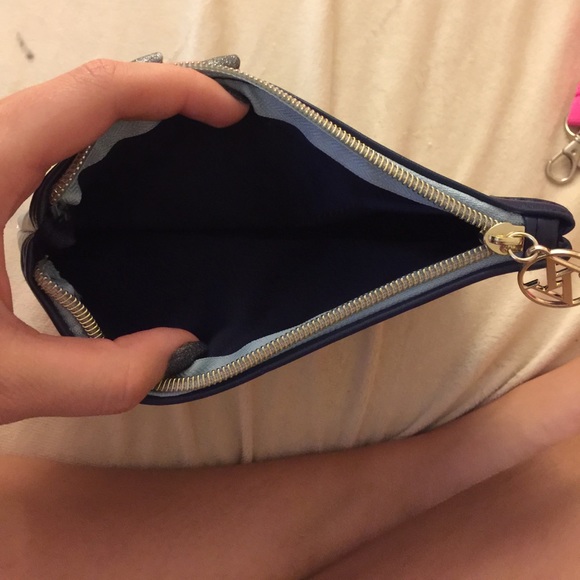 Makeup pouch - Picture 4 of 4