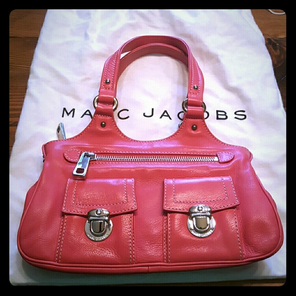 Marc Jacobs leather handbag. - Picture 1 of 4