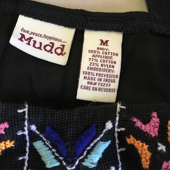 Embroidered top - Picture 3 of 5