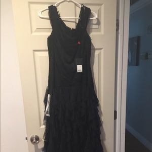 Tadashi Collection Formal Gown