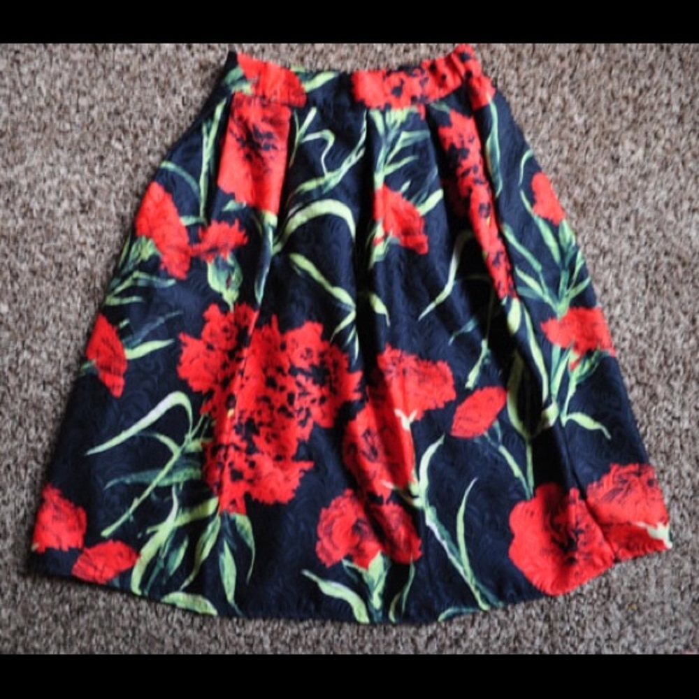 Nihoe Floral Midi Skirt