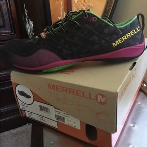 Never worn Merrill women's shoe!