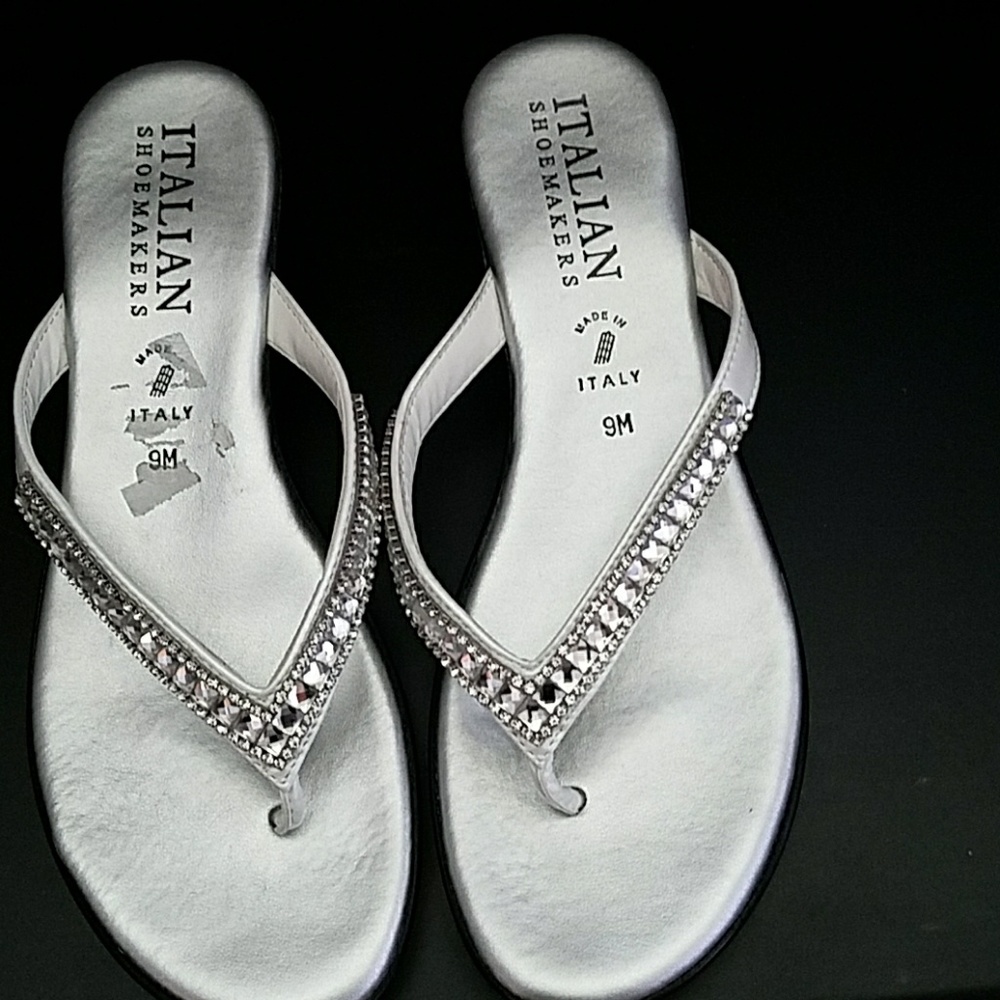 Sandles