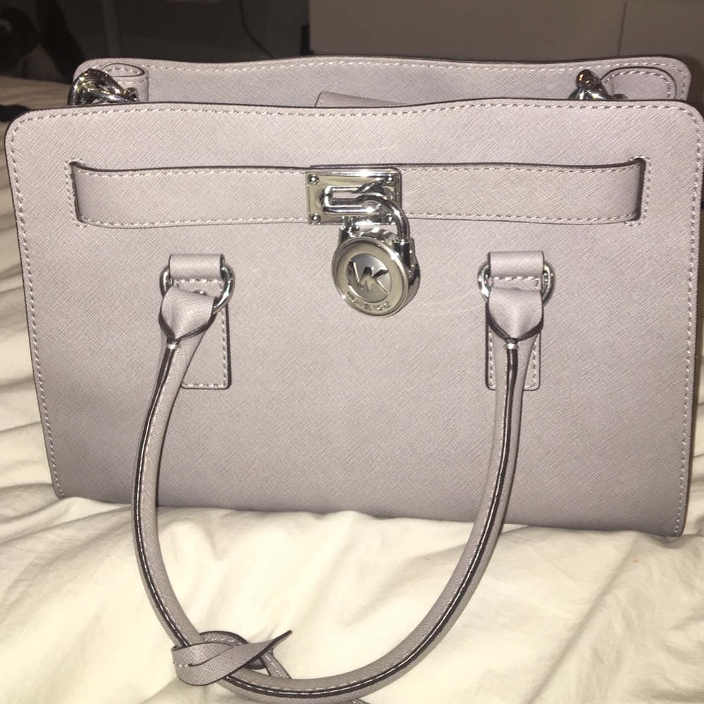 Gorgeous Michael kors purse