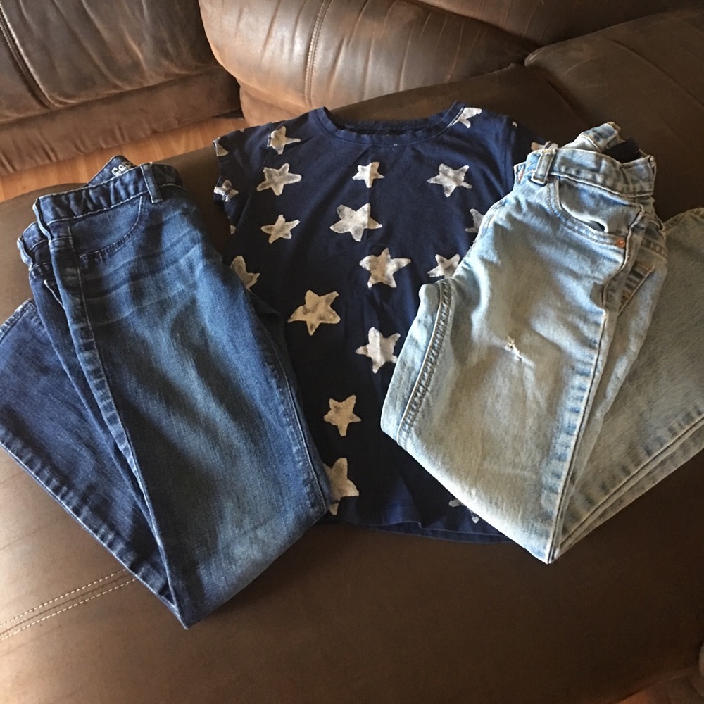Girl's Jeans and T-shirt $10