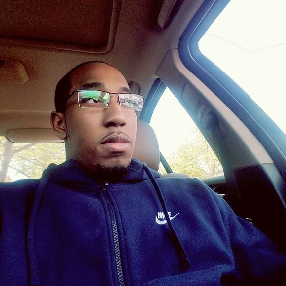 Meet your Posher, Kevin - Picture 1 of 1