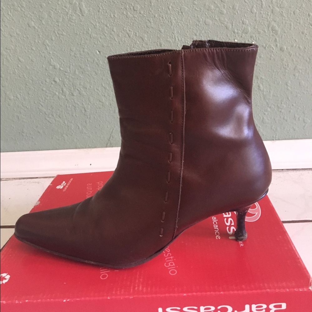 Leather ankle boots