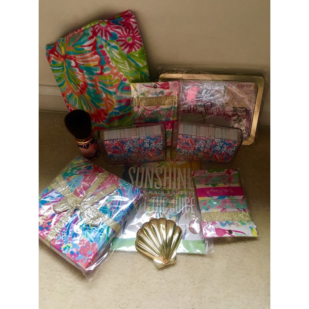 LIMITED TIME ONLY - LILLY PULITZER
