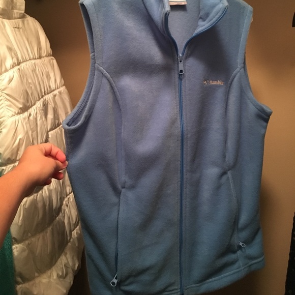 Columbia Jackets & Blazers - columbia vest