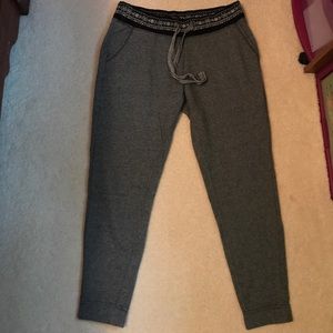 American Eagle jogger