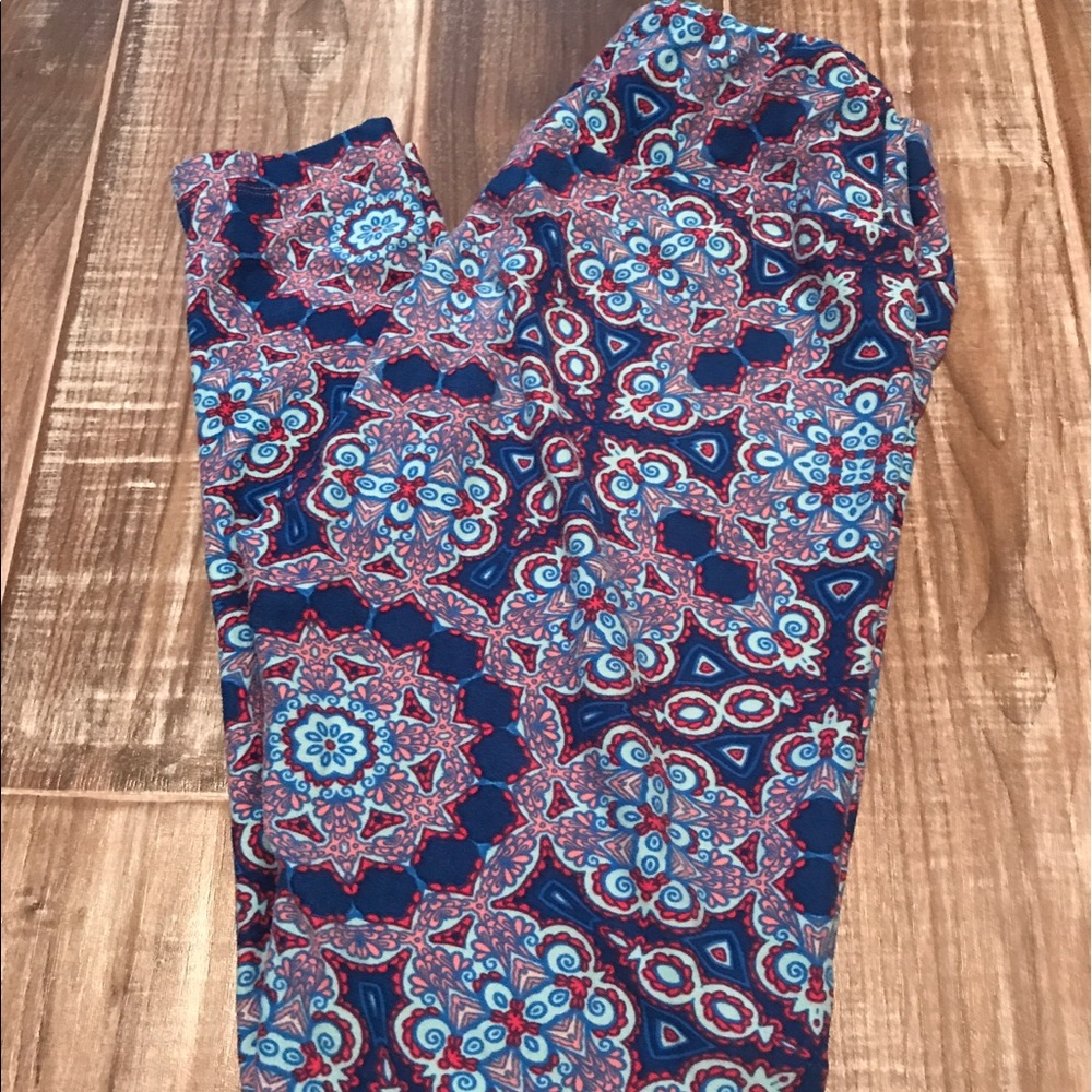 LuLaRoe Leggings - Mosaic Flowes
