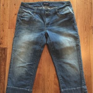 7 For All Mankind brand Denim Capri in size 10