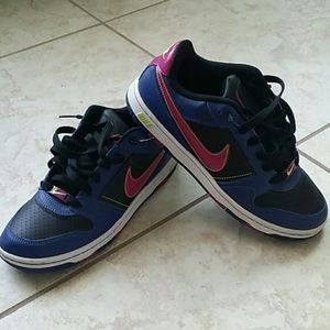 Nike Shoes size 7.5