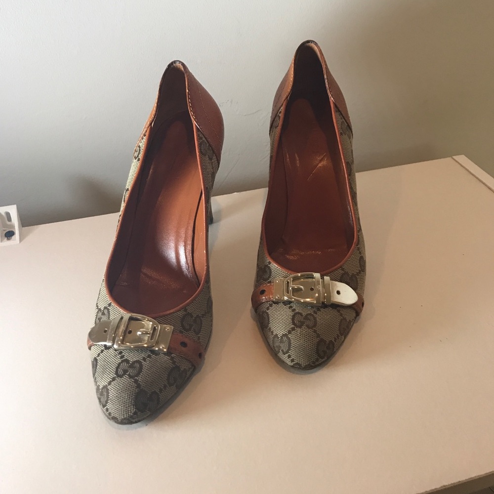 Gucci GG Pump