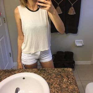 Muscle tee
