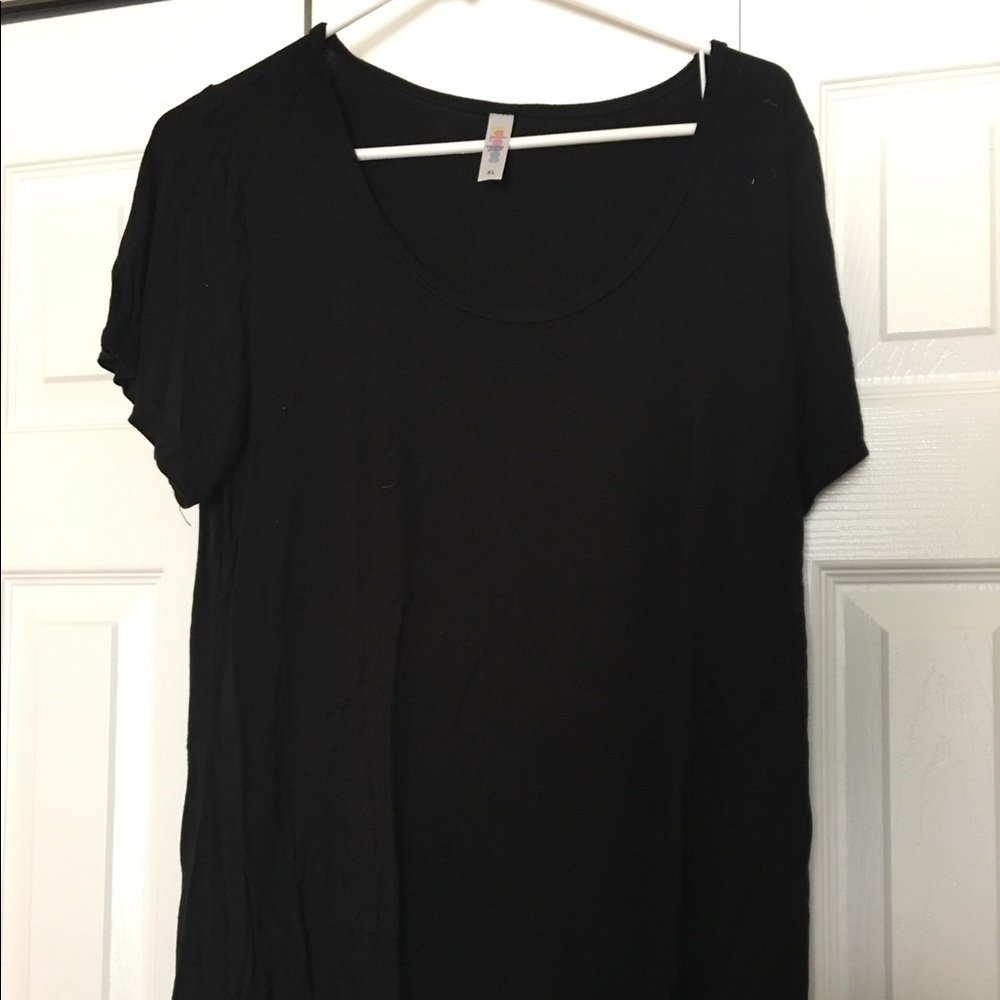 LulaRoe Classic Tee