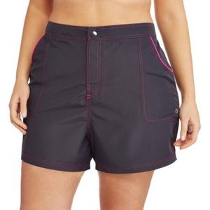 Sporty Woven Board Shorts With Built-In Liner