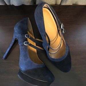 Nine West Velvet platform Mary Janes