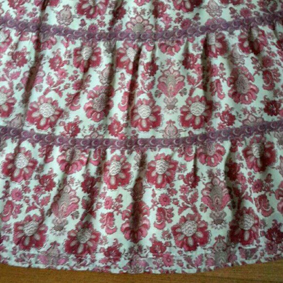 Loft Skirt, size 4-6 - Picture 4 of 6